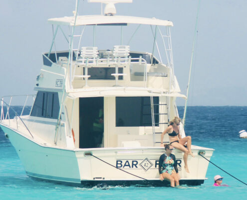 curacao yacht